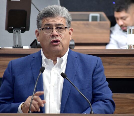 PROPONE JAVIER CASIQUE RECONOCER A COMPOSITORAS Y COMPOSITORES COMO PATRIMONIO CULTURAL VIVO DE OAXACA