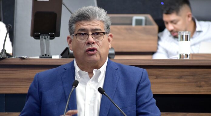 PROPONE JAVIER CASIQUE RECONOCER A COMPOSITORAS Y COMPOSITORES COMO PATRIMONIO CULTURAL VIVO DE OAXACA