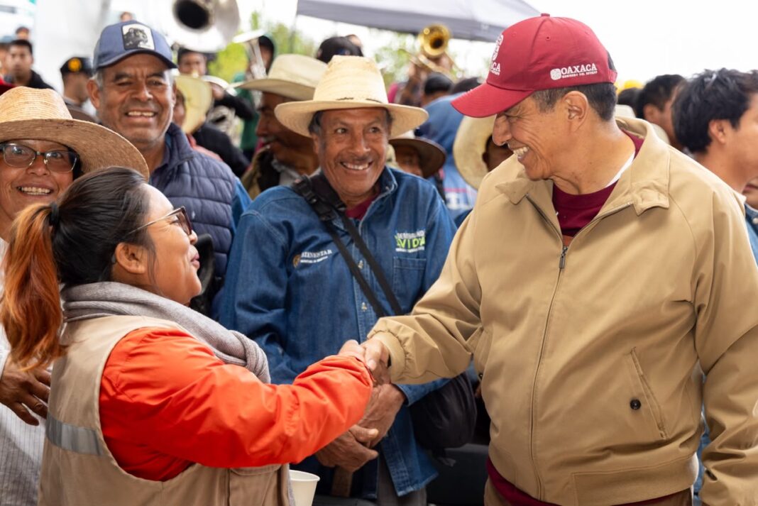 Vida y esperanza con la Primera Jornada de Mega Tequio de Reforestación en la zona chocho-mixteca (8)