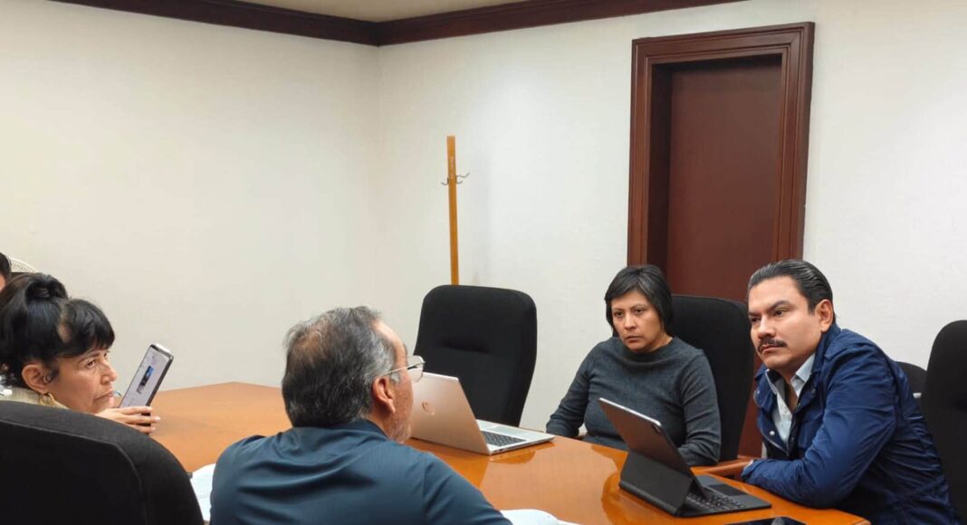 El presidente municipal de Oaxaca de Juárez, Ray Chagoya sostuvo una reunión con representantes de la Subsecretaría de Educación Media Superior de la Secretaría de Educación Pública, con el propósito de impulsar la presencia del Bachillerato Nacional “Margarita Maza”