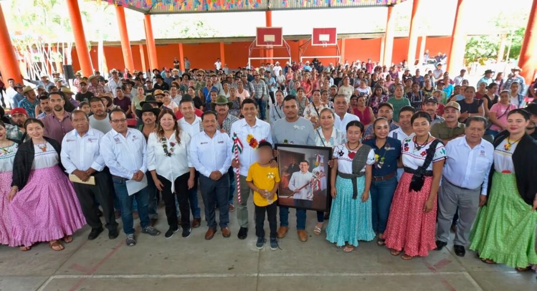 Con Trabajo que Transforma tu Municipio, Salomón Jara impulsa el desarrollo de Santiago Minas