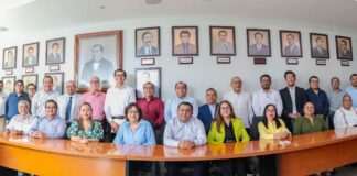 UABJO PRESENTA A SU FUNCIONARIADO UNIVERSITARIO LOS AVANCES DEL PROGRAMA CONMEMORATIVO DEL BICENTENARIO DEL ICAE