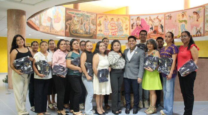 FORTALECEN UABJO Y SOLIDEZ DEL VALLE OAXACA SUS LAZOS DE COLABORACIÓN CON DONACIÓN DE UNIFORMES