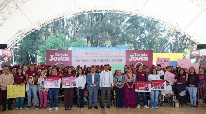 UABJO CELEBRA A LAS JUVENTUDES Y ABRE SUS ESPACIOS PARA LA ENTREGA DE LA TARJETA JOVEN