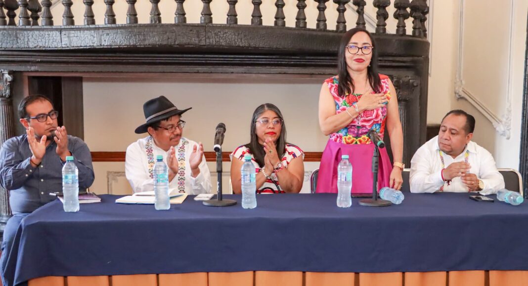 LA UABJO IMPULSA EL ANÁLISIS SOBRE LA TRANSFORMACIÓN DEL ESTADO Y LOS DERECHOS DE LOS PUEBLOS INDÍGENAS Y AFROMEXICANOS