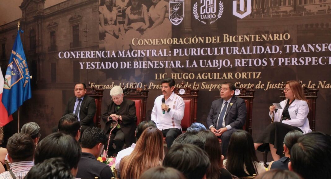 ANÁLISIS DE RETOS Y PERSPECTIVAS DE LA UABJO EN CONFERENCIA MAGISTRAL POR EL BICENTENARIO DEL ICAE