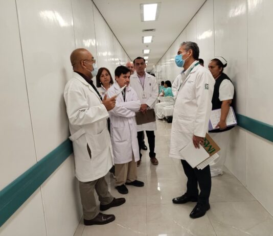 Supervisan autoridades del IMSS Oaxaca hospitales de Huatulco y Salina Cruz