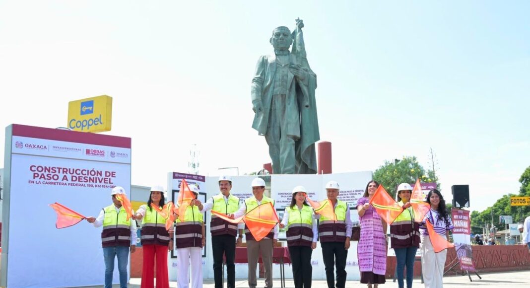La transformación de Oaxaca se construye, arranca Salomón Jara obra del paso a desnivel en la carretera federal 190 kilómetro 184 + 300