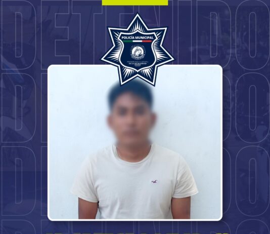 Lo detiene la Policía Municipal por presunta violencia familiar en San Martín Mexicapam