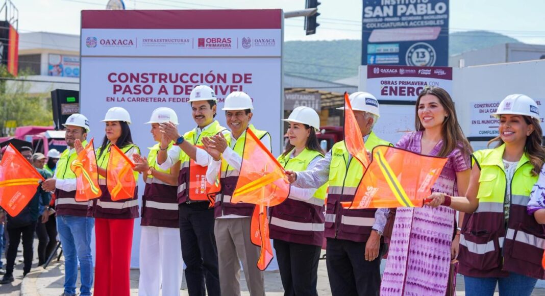 La transformación de Oaxaca se construye, arranca Salomón Jara obra del paso a desnivel en la carretera federal 190 kilómetro 184 + 300