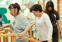 Para prevenir lesiones en adultos mayores, importante valorar riesgos y establecer ejercicios para recuperar fuerza y equilibrio Para prevenir lesiones en adultos mayores, importante valorar riesgos y establecer ejercicios para recuperar fuerza y equilibrio