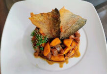 Tartare de salmón aderezado con mango