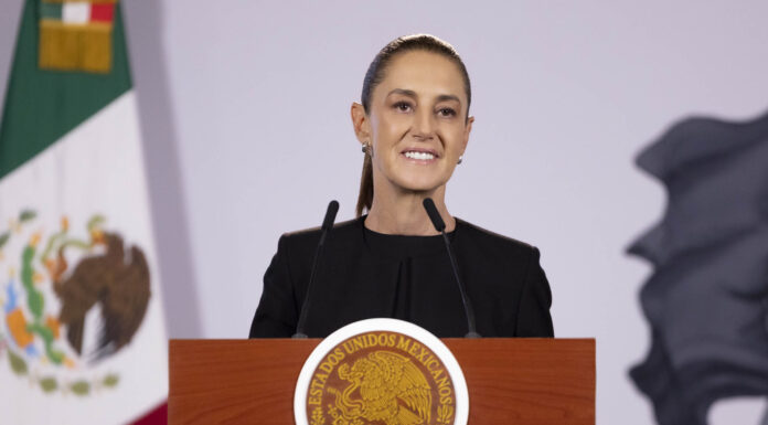 Nueva Ley de Economía Digital ayudará a la seguridad, la eficiencia y a la formalización de comercios y productos: presidenta