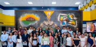 ENTREGA FADU UABJO RECONOCIMIENTOS A 48 ESTUDIANTES GRADUADOS POR EGEL PLUS CENEVAL
