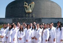 Más de 14 mil 800 médicos residentes concluyeron cursos de especialidad en el IMSS, en la presente administración