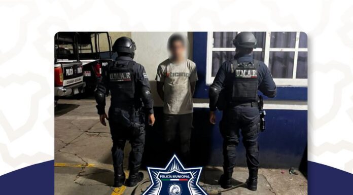 Policía Municipal detiene a persona por presunto robo de cableado en Héroes de Chapultepec
