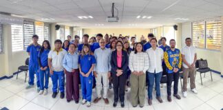 CON ENCUENTRO DE EGRESADOS, CELEBRA LED UABJO SU 20 ANIVERSARIO