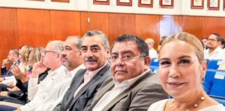 LA UABJO PARTICIPA EN HOMENAJE A AURELIANO HERNÁNDEZ PALACIOS, EX RECTOR DE LA UNIVERSIDAD VERACRUZANA